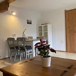 Apartment Grosse Schoene Mansardenwohnung Mit 2 Balkonen *