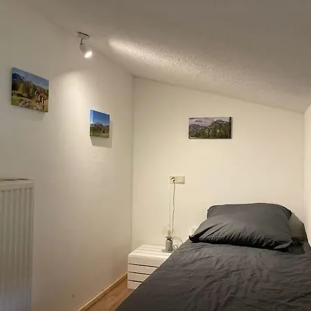 Appartamento Grosse Schoene Mansardenwohnung Mit 2 Balkonen