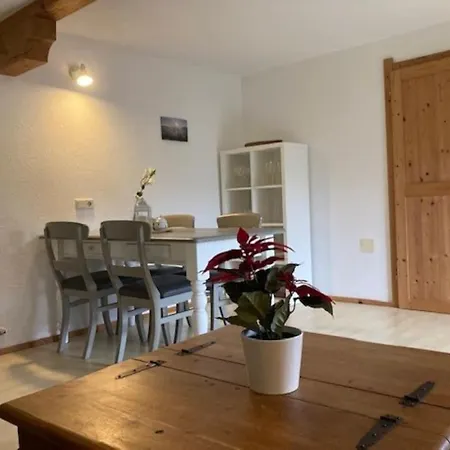 Apartamento Grosse Schoene Mansardenwohnung Mit 2 Balkonen *