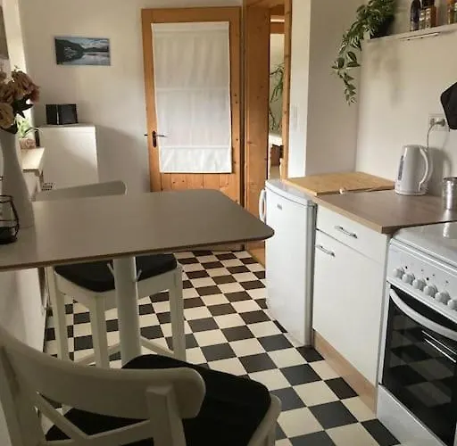 דירה Grosse Schoene Mansardenwohnung Mit 2 Balkonen